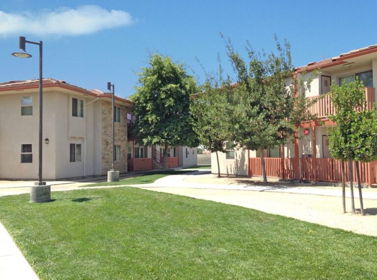 low-income apartments Fresno, Geneva village, east church avenue, Fresno, ca low-income apartments no waiting list Fresno, ca apartments, low-income apartments