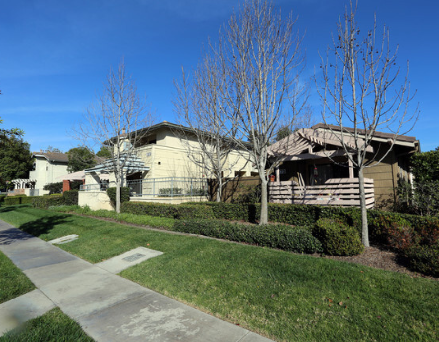 Bowen Court Apartments